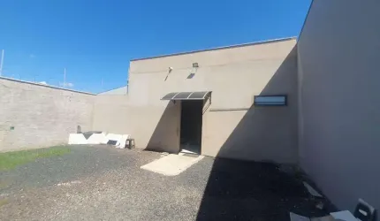 Casa para Venda em Araraquara, Jardim Santa Thereza, 2 dormitórios, 2 banheiros, 4 vagas