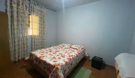 Casa para Venda em Araraquara, Jardim Pinheiros (Vila Xavier), 2 dormitórios, 1 suíte, 1 banheiro, 2 vagas
