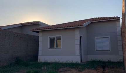 Casa com 2 quartos à venda na Rua Maria Aparecida Soares, 3188, Residencial Cidade Jardim, Mogi Guaçu por R$ 210.000
