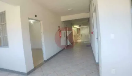 Sala comercial com banheiro social, localizada na Rua Dr. Álvaro Camargos - Santa Mônica