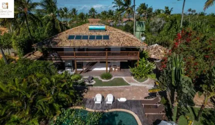 Espetacular Casa à Venda em Trancoso-BA, 5 Quartos, 5 Suítes, 3 Salas, 1 Vaga de Garagem, 450m² de Área