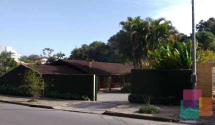 Casa com 3 quartos à venda na Rua Germano Wetzel, --, Bom Retiro, Joinville por R$ 1.300.000