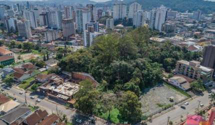 Terreno à venda na Rua Doutor Plácido Gomes, --, Anita Garibaldi, Joinville por R$ 25.000.000
