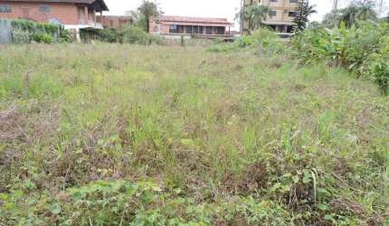 Terreno à venda na Rua Tijucas, --, América, Joinville por R$ 4.000.000