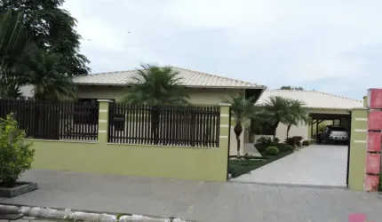 Casa com 5 quartos à venda na Franklin de Oliveira, --, São José do Acaraí, São Francisco do Sul por R$ 1.500.000