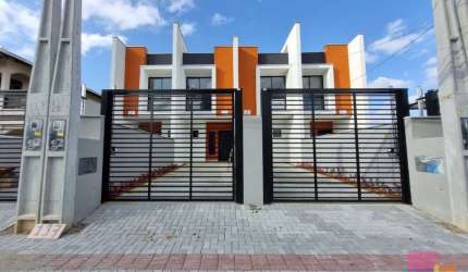 Casa com 3 quartos à venda na Rua Modelo, --, Floresta, Joinville por R$ 450.000