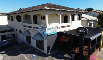 Casa com 4 quartos à venda na Avenida Antônio Ramos Alvim, --, Floresta, Joinville por R$ 1.350.000