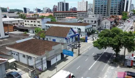 Prédio para alugar na Rua Blumenau, --, América, Joinville por R$ 13.000