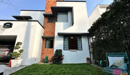 Casa com 4 quartos à venda na Rua Abraão Lincoln, --, Bom Retiro, Joinville por R$ 1.950.000