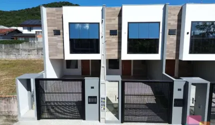 Casa com 3 quartos à venda na Rua Herval do Oeste, --, Saguaçu, Joinville por R$ 1.380.000