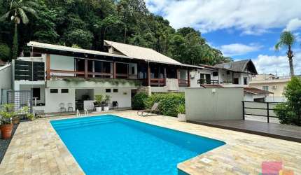 Casa com 4 quartos à venda na Rua Rodolfo Plotow, --, Costa e Silva, Joinville por R$ 2.450.000