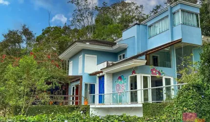 Casa com 3 quartos à venda na Vitória-régia, --, São Marcos, Joinville por R$ 1.530.000