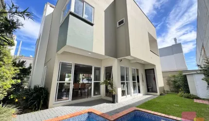 Casa em condomínio fechado com 4 quartos à venda na Avenida Nereu Ramos, --, Centro, Balneário Piçarras por R$ 2.400.000