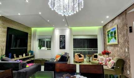 Maravilhosa cobertura no Bairro Santa Paula, um dos mais nobres de São Caetano do Sul/SP!  Esse apartamento duplex conta com 4 suítes com banheiro pri