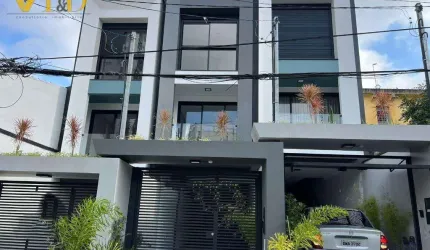 Sobrado à venda em São Paulo, Tatuapé, com 3 suítes, com 200 m²