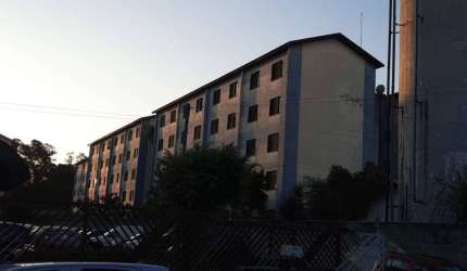 EXCELENTE APARTAMENTO NO CENTRO DE CARAPICUIBA