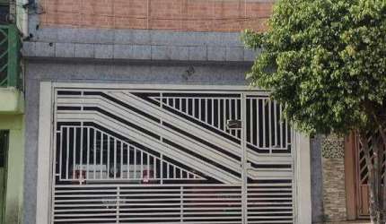 EXCELENTE SOBRADO -