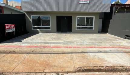 CASA COMERCIAL INTEIRA REFORMADA NA RUA MARTIN LUTHER KING
