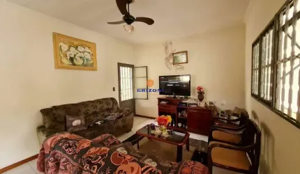 Casa com 3 quartos à venda no Jardim Terra Branca