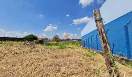 Lote com 363m² à venda no Jardim Terra Branca