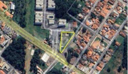 TERRENO COMERCIAL