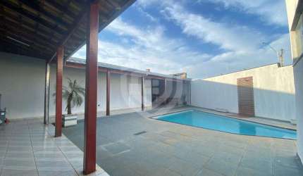 Casa Conjunto Habitacional Isaura Pitta Garms 3 quartos 1 suite com armarios embutidos