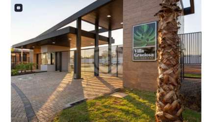 Casa para venda no Residencial Villa Graciosa com 2 quartos e área gourmet