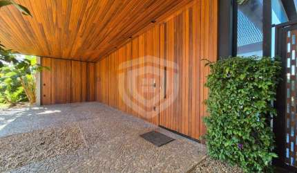 Casa com 3 suítes à venda no condomínio Tamboré