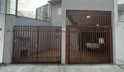 ALUGA-SE SOBRADO LINDO E EM EXCELENTE LOCALIZAÇÃO