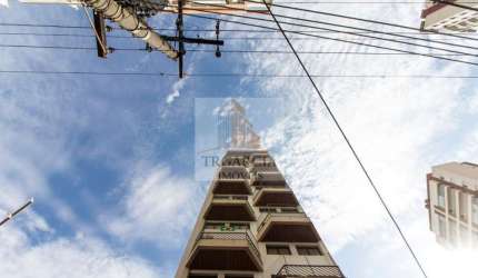 Espaçoso apartamento de 185M² no Tatuapé com 3 suítes e 5 banheiros por R$1.3M para venda