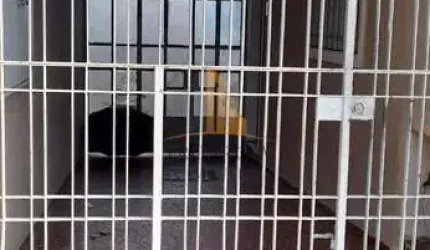 Casa Comercial em Belém, SP: 100m² à Locação
