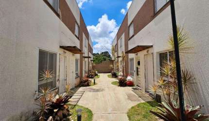 Casa à venda em Cotia, Água Espraiada (Caucaia do Alto), com 2 quartos, com 49 m²
