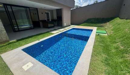 Casa à venda em Cotia, Parque Dom Henrique, com 4 suítes, com 258.42 m²