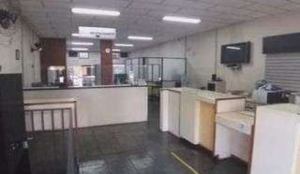 Prédio com Salão de 120m² + Salas para Venda e Locação no Jd Silveira com Suit (