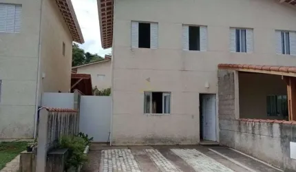 Sobrado com 3 Dormitórios (1 Suíte), 2 Vagas e Lazer com Churrasqueira em Vargem