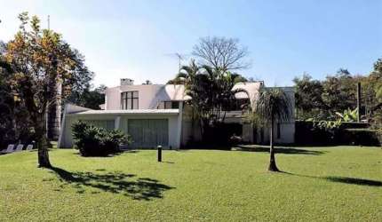 Casa com 5 dormitórios à venda, 804 m² por R$ 3.200.000 - Chácara de La Rocca -