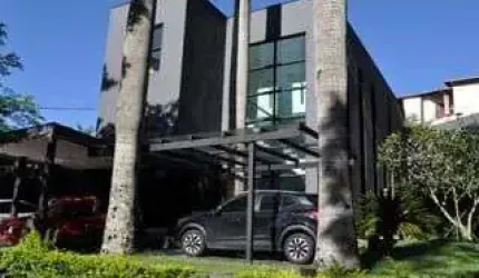 Casa com 460 m², 3 Suítes, 3 Vagas e Espaço de Lazer com Churrasqueira em Jandir