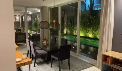 Casa Mobiliada com 400m² em Residencial Alphasitio - 5 Quartos (4 suítes), 4 Vag