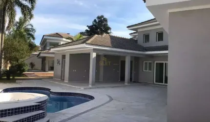 Residencial 2 - Casa com 1.150m², 5 Suítes, 14 Vagas, Piscina e Excelente Condom