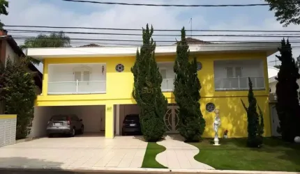 Alphaville 5 - Casa com 520m², 5 Dorm (5 Suítes), 6 Vagas e Ótima Área de Lazer