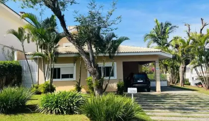 18 do forte - Casa com 700m², 4 Suítes , 4 Vagas , Piscina , Varanda Gourmet Em