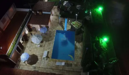 Portal das Acácias - Casa com 400m²,  4 Dorms (2 Suítes), Mobiliada, Churrasquei