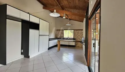 Casa em Condomínio para Venda em Araçoiaba da Serra, Cond. RESIDENCIAL VILLAGE ARAÇOIABA, 3 dormitórios, 1 suíte, 2 banheiros, 6 vagas