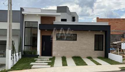 Casa em Condomínio para Venda em Sorocaba, Cond. VILLAGGIO IPANEMA I, 3 dormitórios, 1 suíte, 2 banheiros, 4 vagas