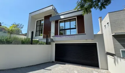 Casa com 317,52m2 na Pedra Branca em Palhoça