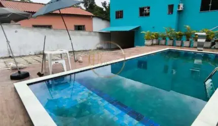 Casa à Venda em Porto Seguro: 5 Dormitórios e 280m²