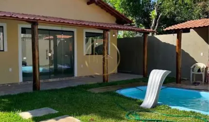 Casa à Venda em Mangabeira - 2 Dorms, 1 Suíte, R$ 390 mil
