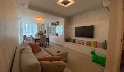 Apartamento com 4 dormitórios à venda, 136 m² por R$ 2.850.000,00 - Bairro Pioneiros - Balneário Camboriú/SC