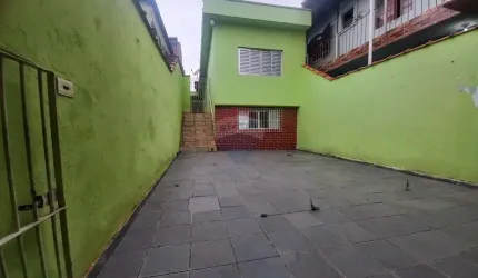 'Charmosa Casa no Jardim Zaira: 325m² em Mauá'
