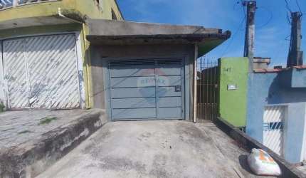 'Casa dos Seus Sonhos: 8 Quartos, Ótimo Preço!'